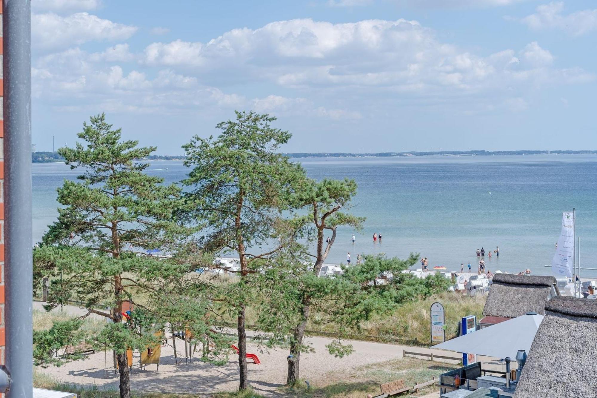 Strandburg Ostseeblick Scharbeutz Buitenkant foto